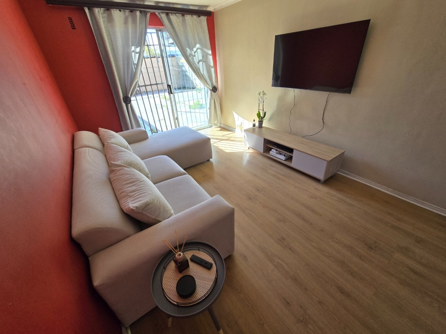 3 Bedroom Property for Sale in Westridge Western Cape